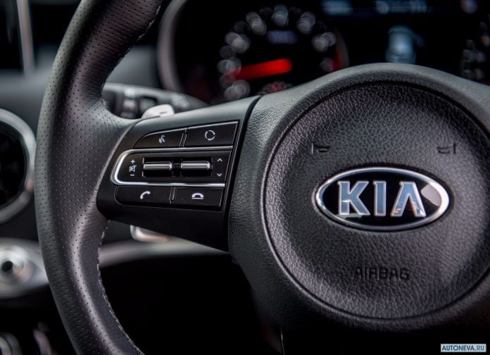 2018 Kia Stinger UK-version - фотография 131 из 206