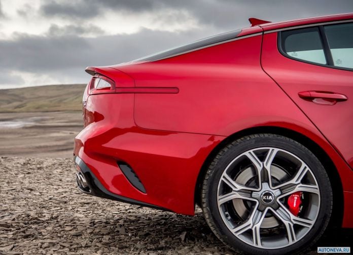 2018 Kia Stinger UK-version - фотография 189 из 206