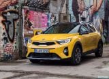 kia_2018_stonic_008.jpg