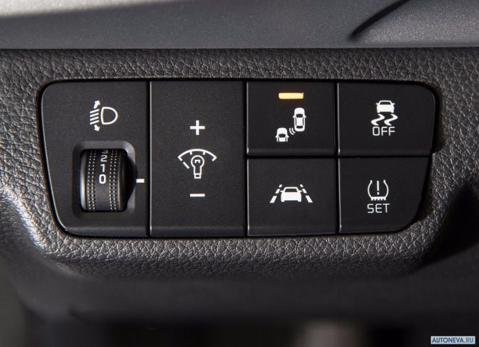 2018 Kia Stonic - фотография 124 из 186