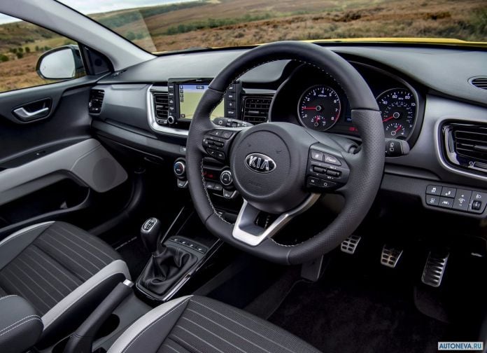 2018 Kia Stonic UK-version - фотография 118 из 180