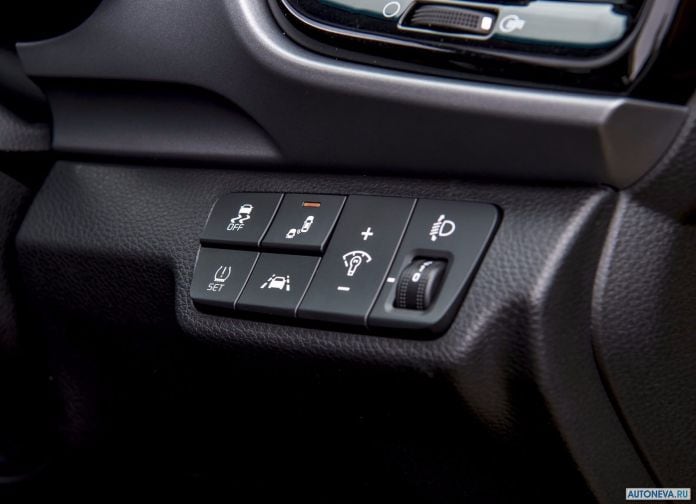 2018 Kia Stonic UK-version - фотография 131 из 180