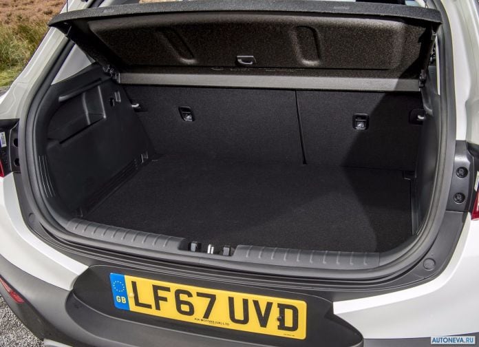 2018 Kia Stonic UK-version - фотография 138 из 180