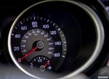 kia_2019_ceed_gt_094.jpg