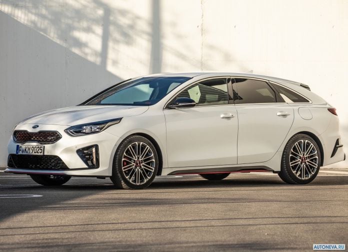 2019 Kia ProCeed - фотография 2 из 158