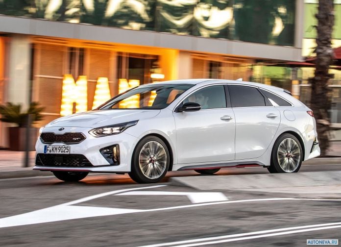 2019 Kia ProCeed - фотография 27 из 158
