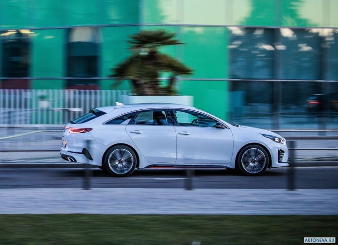 2019 Kia ProCeed - фотография 53 из 158