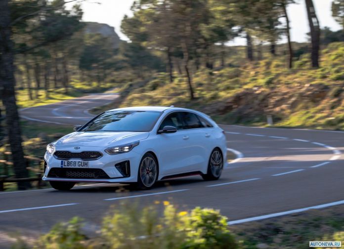 2019 Kia ProCeed GT Uk-version - фотография 10 из 75