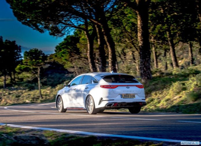 2019 Kia ProCeed GT Uk-version - фотография 26 из 75