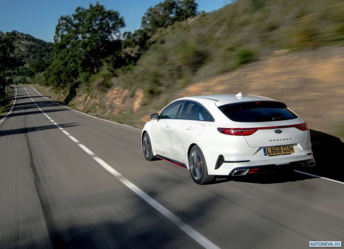 2019 Kia ProCeed GT Uk-version - фотография 32 из 75