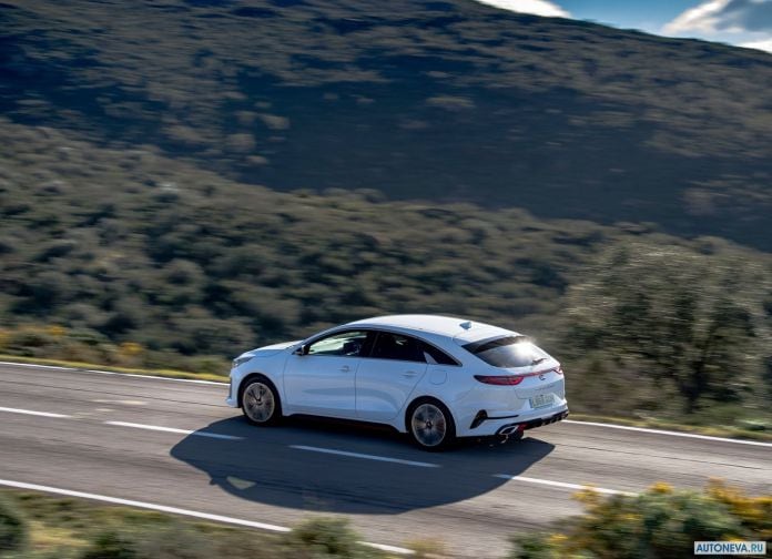2019 Kia ProCeed GT Uk-version - фотография 34 из 75