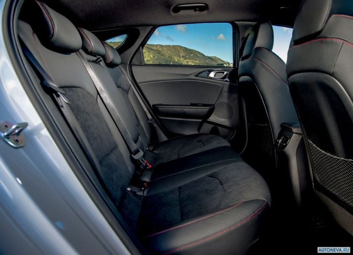 2019 Kia ProCeed GT Uk-version - фотография 44 из 75
