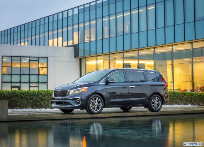 2019 Kia Sedona - фотография 3 из 17