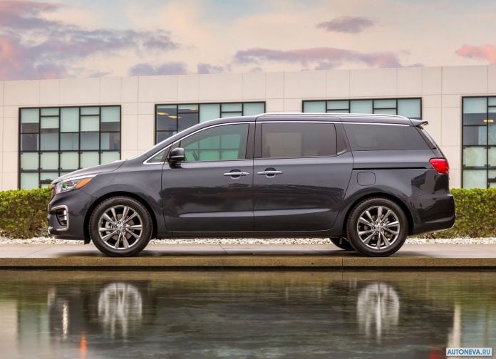 2019 Kia Sedona - фотография 6 из 17