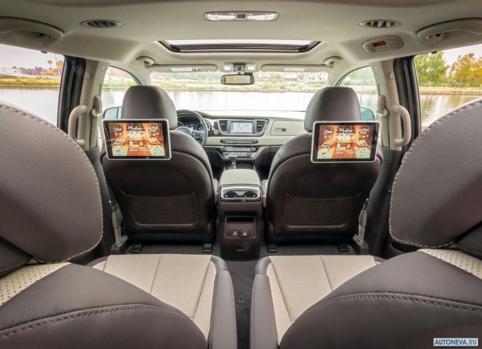 2019 Kia Sedona - фотография 11 из 17