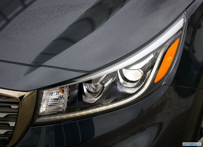 2019 Kia Sedona - фотография 12 из 17