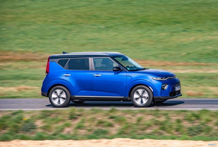 2020 Kia e-Soul - фотография 17 из 40