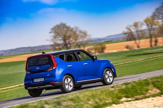 2020 Kia e-Soul - фотография 20 из 40