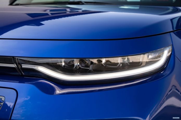 2020 Kia e-Soul - фотография 36 из 40