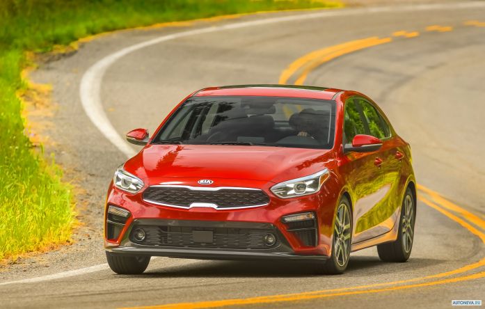2020 Kia Forte - фотография 1 из 40