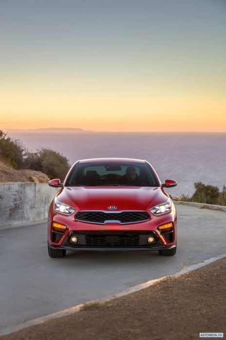 2020 Kia Forte - фотография 3 из 40