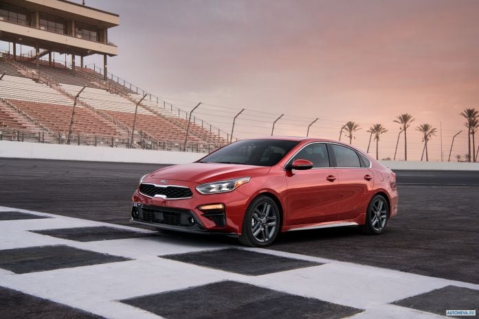 2020 Kia Forte - фотография 5 из 40