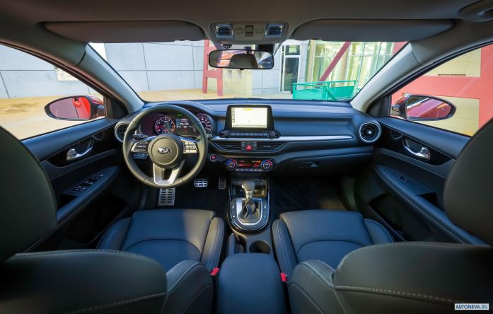2020 Kia Forte - фотография 29 из 40
