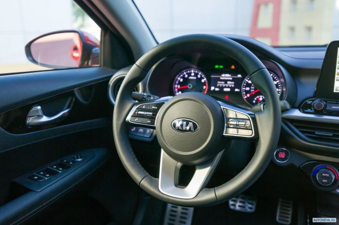 2020 Kia Forte - фотография 30 из 40