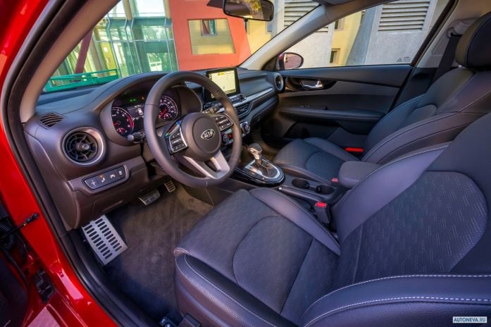 2020 Kia Forte - фотография 33 из 40