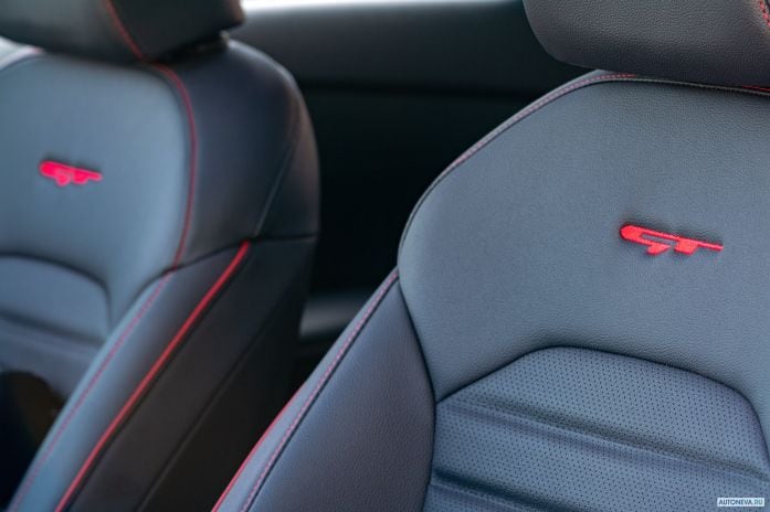 2020 Kia Forte GT - фотография 21 из 32