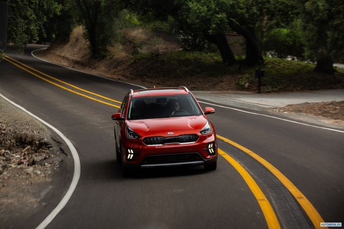 2020 Kia Niro Hybrid - фотография 2 из 40 2020 Kia Niro Hybrid - фотография 2 из 40