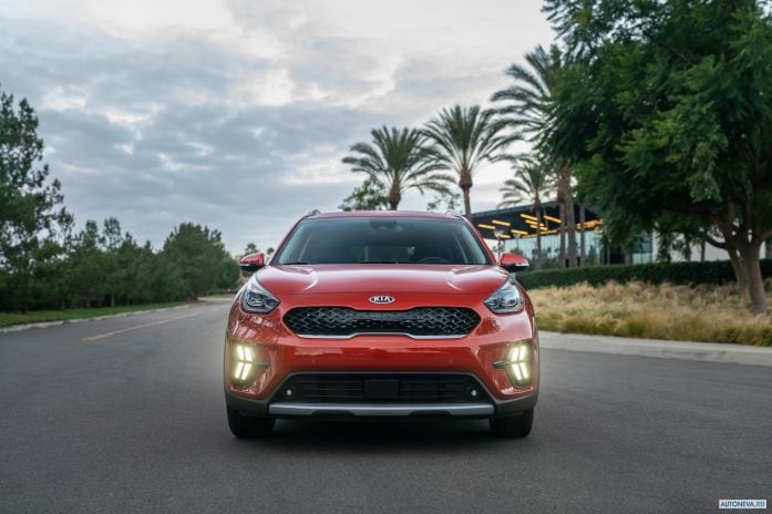 2020 Kia Niro Hybrid - фотография 3 из 40 2020 Kia Niro Hybrid - фотография 3 из 40