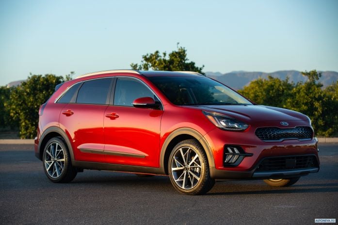 2020 Kia Niro Hybrid - фотография 11 из 40