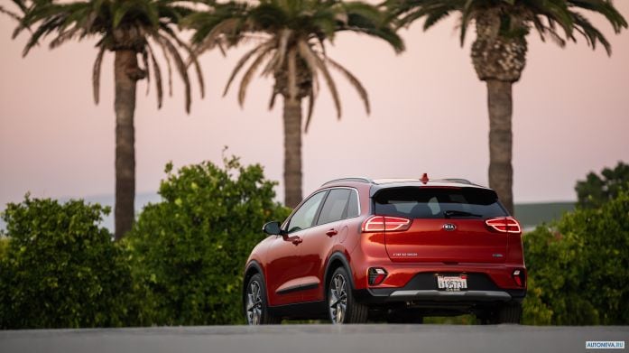 2020 Kia Niro Hybrid - фотография 15 из 40 2020 Kia Niro Hybrid - фотография 15 из 40