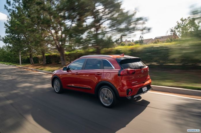 2020 Kia Niro Hybrid - фотография 17 из 40 2020 Kia Niro Hybrid - фотография 17 из 40