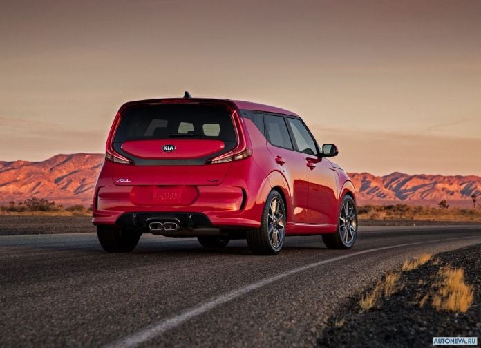 2020 Kia Soul - фотография 10 из 49