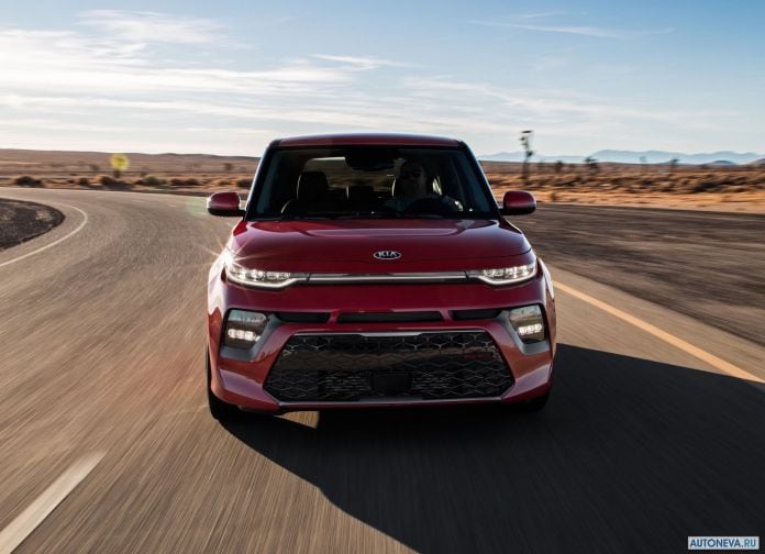 2020 Kia Soul - фотография 16 из 49