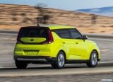 kia_2020_soul_ev_013.jpg