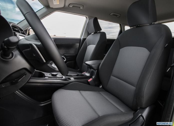 2020 Kia Soul EV - фотография 19 из 37