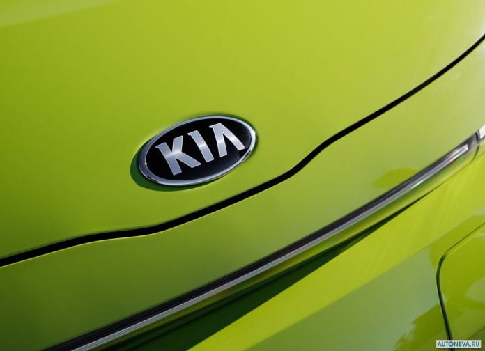 2020 Kia Soul EV - фотография 34 из 37