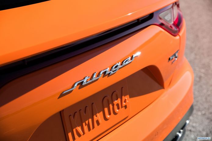 2020 Kia Stinger GTS - фотография 10 из 16 2020 Kia Stinger GTS - фотография 10 из 16
