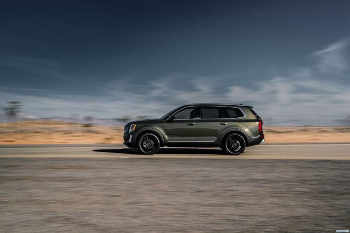 2020 Kia Telluride - фотография 10 из 25