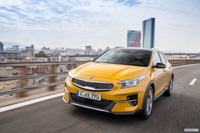 2020 Kia xCeed - фотография 2 из 40