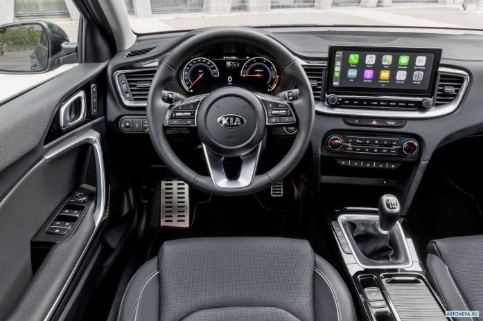 2020 Kia xCeed - фотография 33 из 40