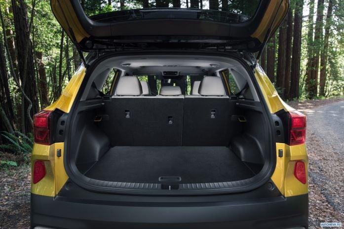 2021 Kia Seltos - фотография 31 из 40
