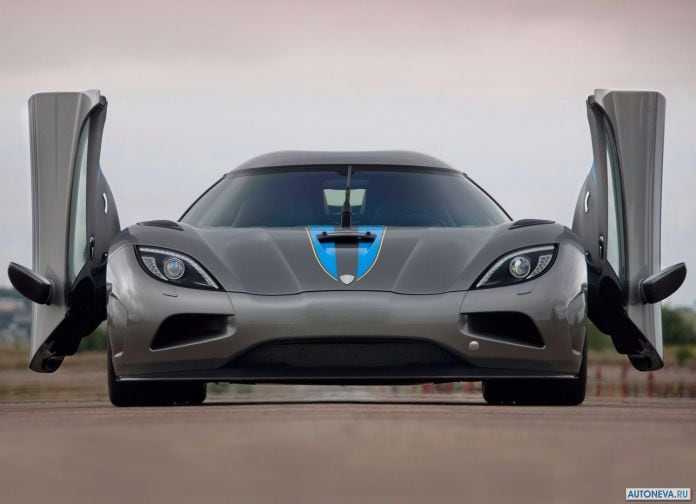 2011 Koenigsegg Agera - фотография 14 из 29
