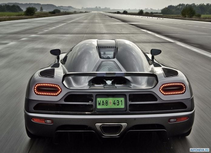 2011 Koenigsegg Agera - фотография 16 из 29