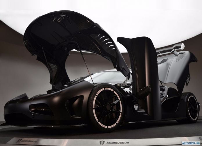 2011 Koenigsegg Agera - фотография 23 из 29