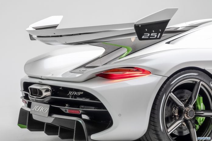 2020 Koenigsegg Jesko - фотография 39 из 40 2020 Koenigsegg Jesko - фотография 39 из 40