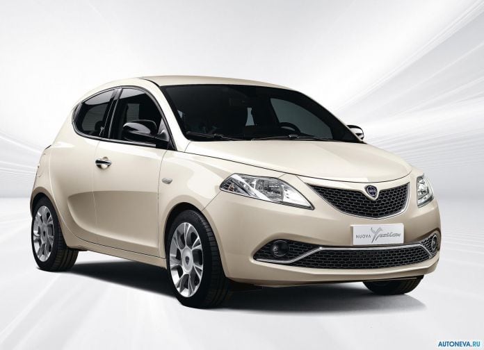2016 Lancia Ypsilon - фотография 18 из 36